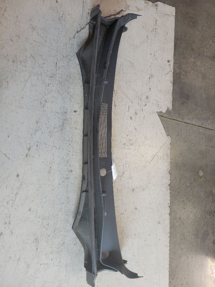 2021-2023 Kia Sorento Windshield Cowl Vent Panel 86150-R5100
